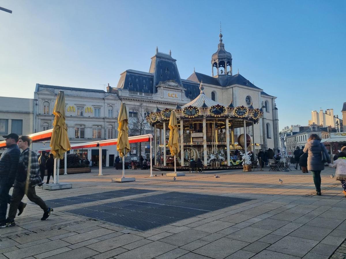 Sweet Nina Jazz Appartement Pour 5 Voyageurs, Situe A La Place De La Republique, Avec Parking Et Lit Queen Size Le Mans Buitenkant foto