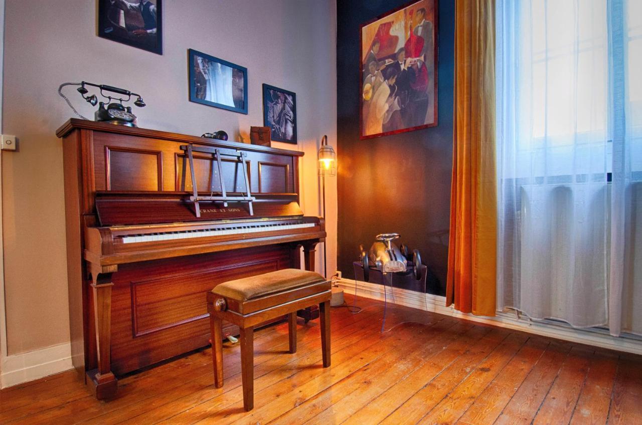 Sweet Nina Jazz Appartement Pour 5 Voyageurs, Situe A La Place De La Republique, Avec Parking Et Lit Queen Size Le Mans Buitenkant foto